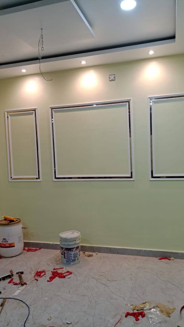 Wall Molding & Ceiling